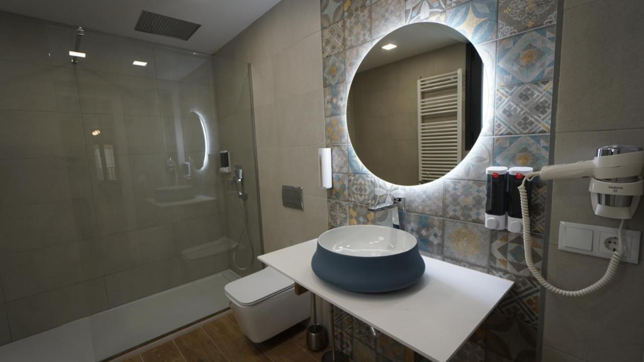 Rentalsevilla Cardenal Cervantes III Exterior photo